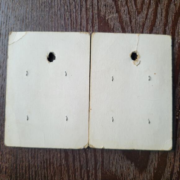 Vintage Elegant Button 2 Cards (8 total) | Nude Pink Glossy | 18mm | USA Made - Picture 2 of 3